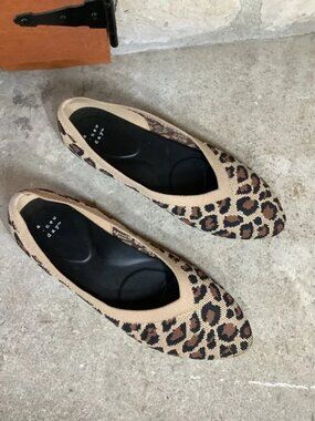 A New Day Women’s Leopard Flats size 8